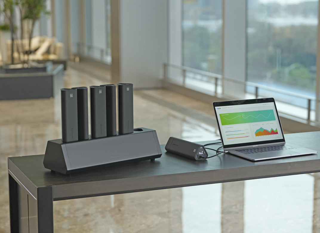 Power Station 40+ charging a laptop on a desk
