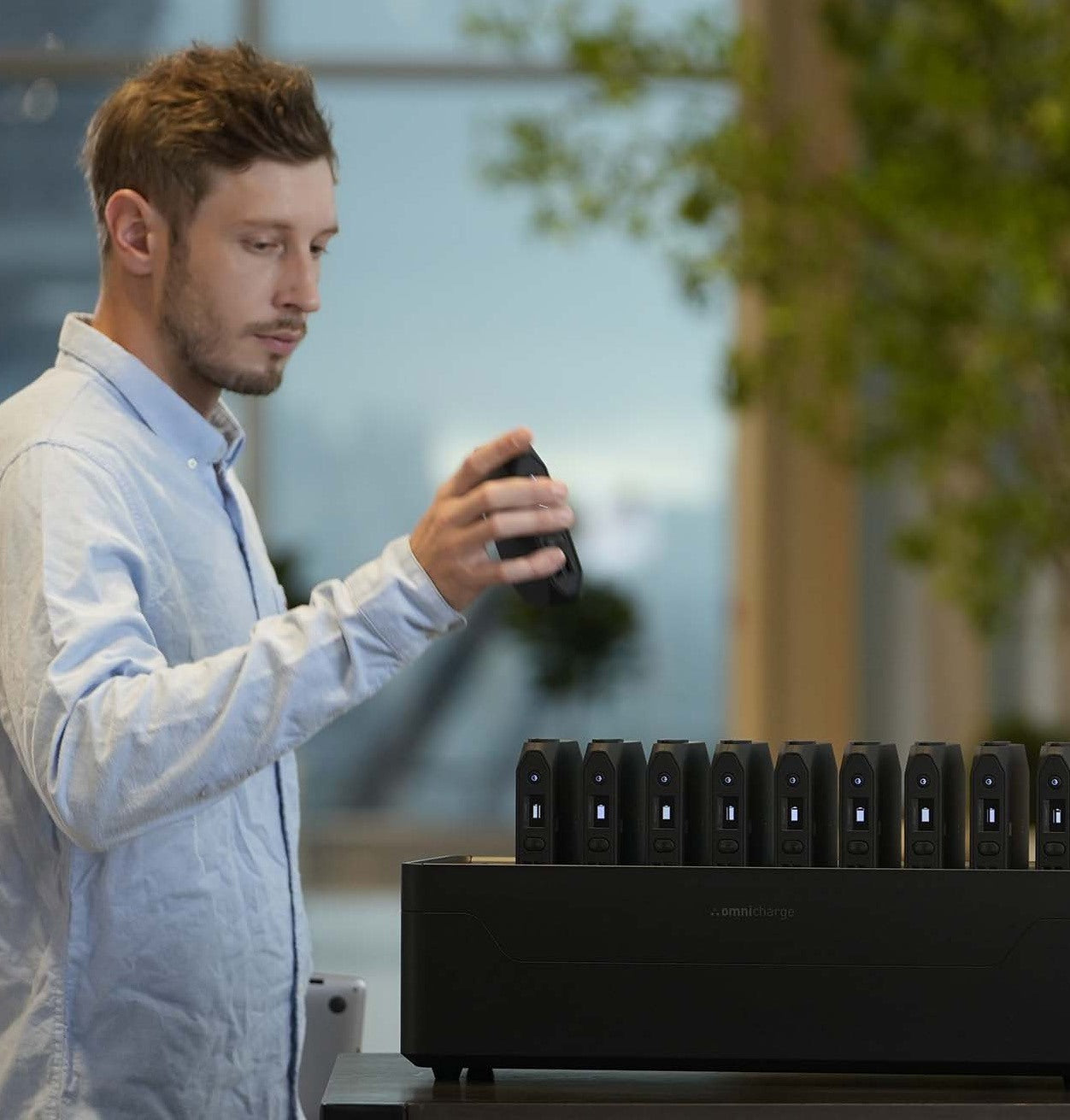 Taking an Omni Mobile Power Bank from a Power Station
